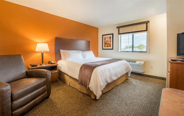 My Place Hotel-Altoona/Des Moines, IA image 2